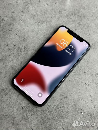 iPhone X (64Gb)