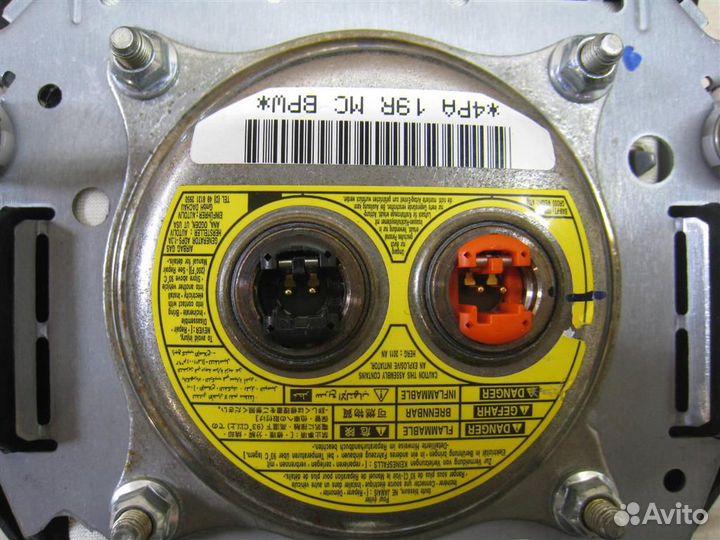 Подушка безопасности в руль Subaru Legacy/ Outbac