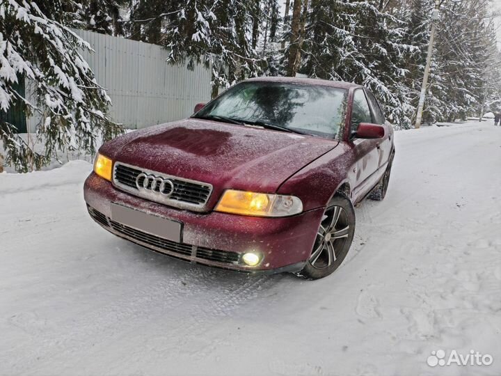 Audi A4 1.6 МТ, 1999, 487 000 км