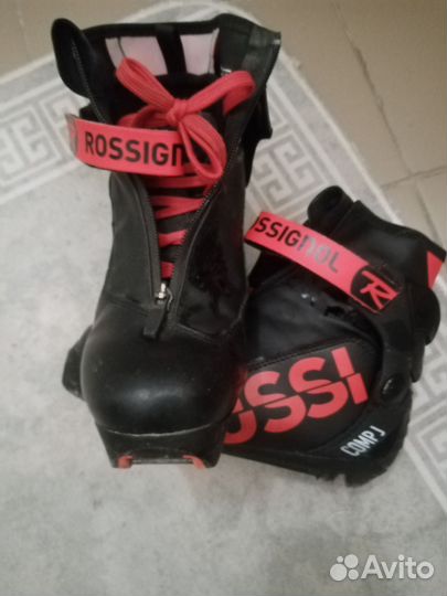 Лыжные ботинки коньковые rossignol