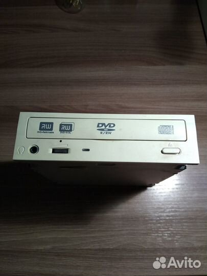 Пишущий DVD привод LiteOn sohw-1693S