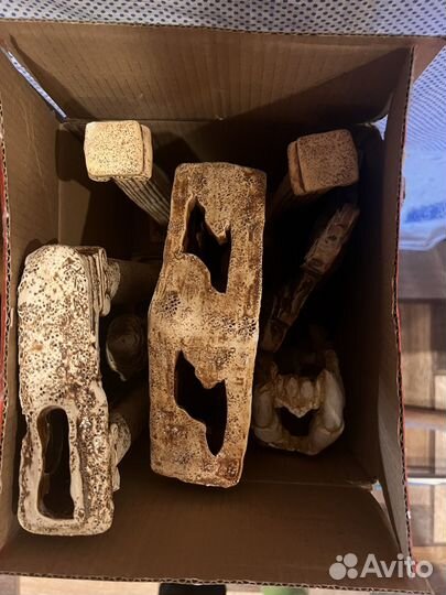 Декорации в аквариум