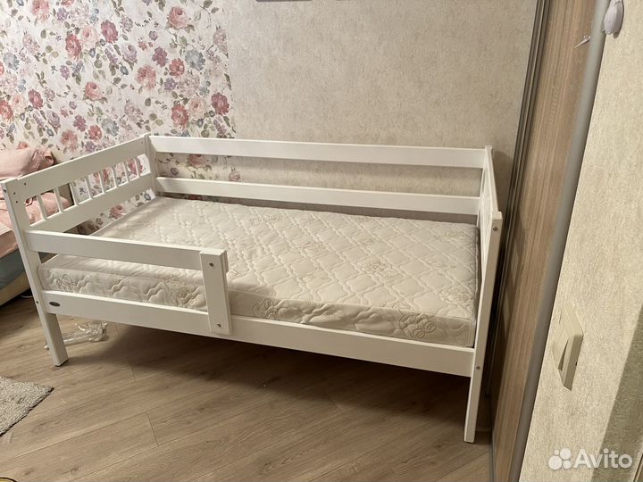Детская кровать с ортопедическим матрасом