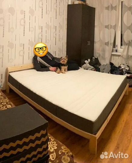 IKEA матрас hovag и кровать neiden 160х200