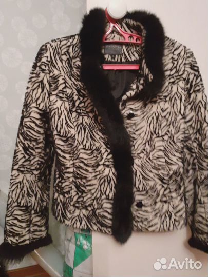 Шуба детская,шуба мутон46 размер,приталенная