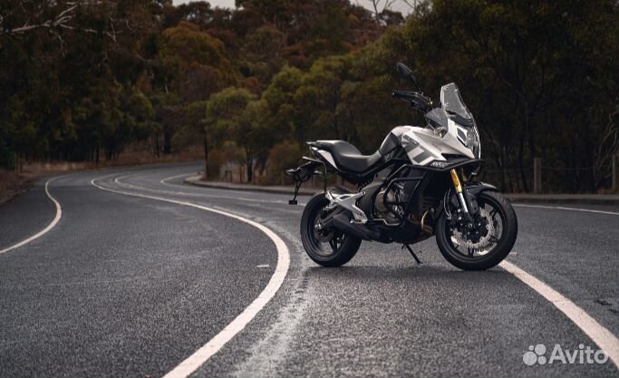 Мотоцикл cfmoto 650MT