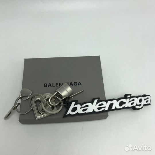 Брелок balenciaga