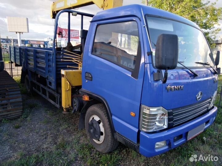 Бортовой грузовик BAW Fenix с КМУ Tadano, 2013