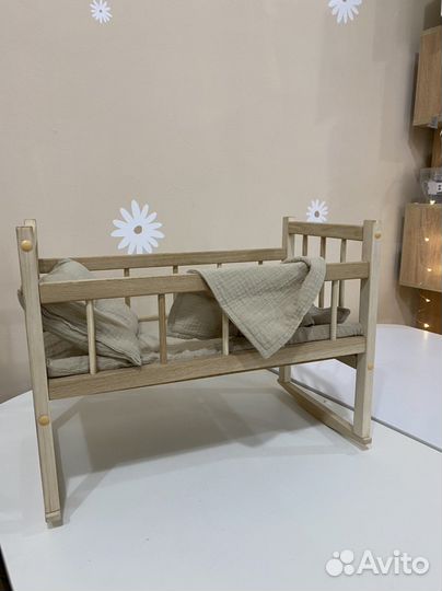 Кроватка для кукол