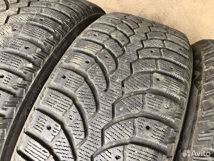 Bridgestone Blizzak Spike-01 185/65 R15 88T