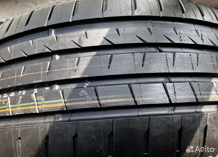Bridgestone Alenza 001 235/50 R19