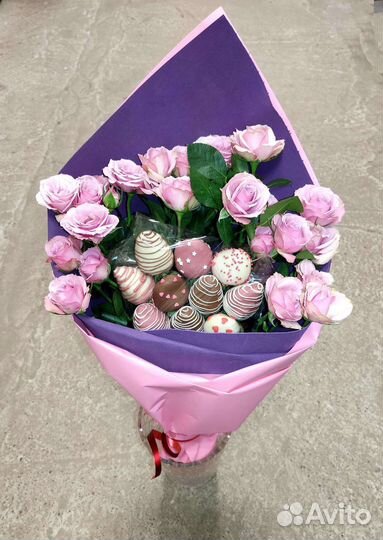 Клубника в шоколаде, клубничные букеты