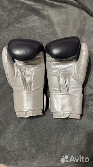 Боксерские перчатки leaders
