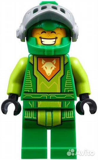 Конструктор лего Нексо Найтс Боевые доспехи Аарона