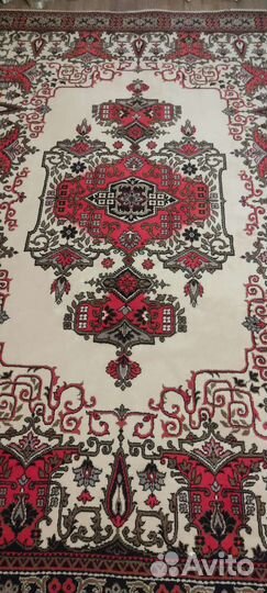 Ковер бу шерстяной