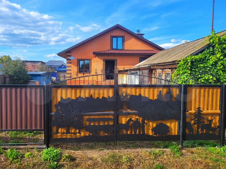 Дом 164,3 м² на участке 15 сот.