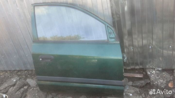 Дверь предняя правая Mitsubishi Space Star