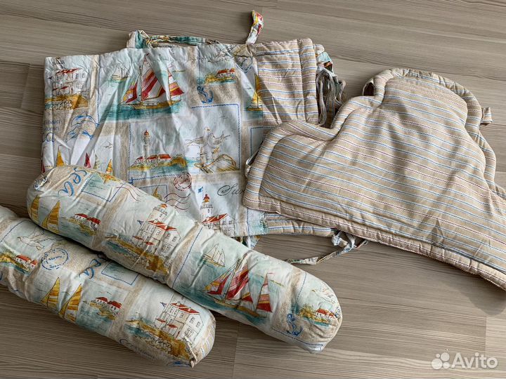 Бортики на детскую кроватку