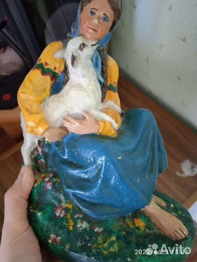 Статуэтка сестрица Алёнушка и братец Иванушка