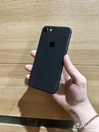iPhone 8, 64 ГБ