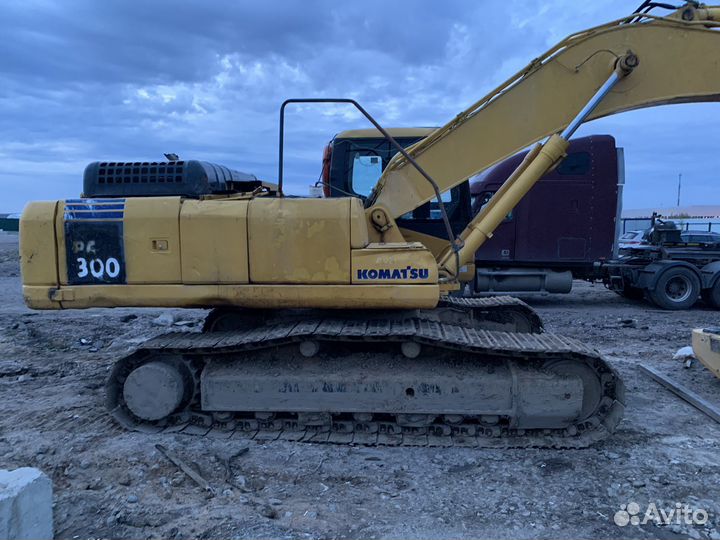 Разбор / Komatsu PC300-7