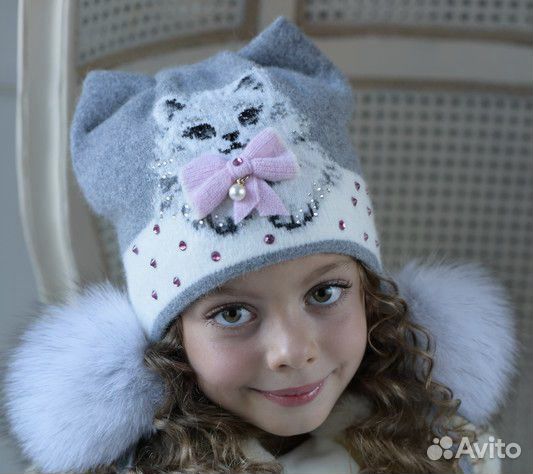 Шапки новые зимние с кошечкой Dan-Dani