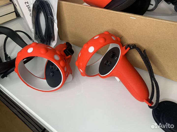 Oculus quest 2 VR + крепление + кабель + чехлы
