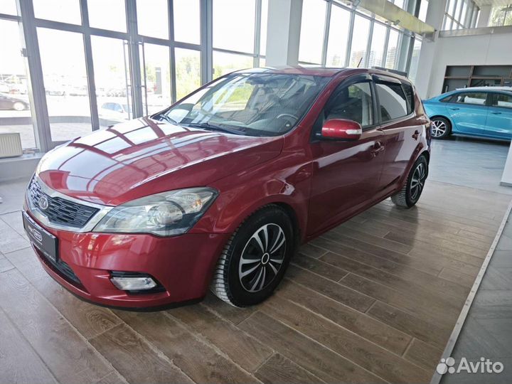 Kia Ceed 1.6 AT, 2011, 187 892 км