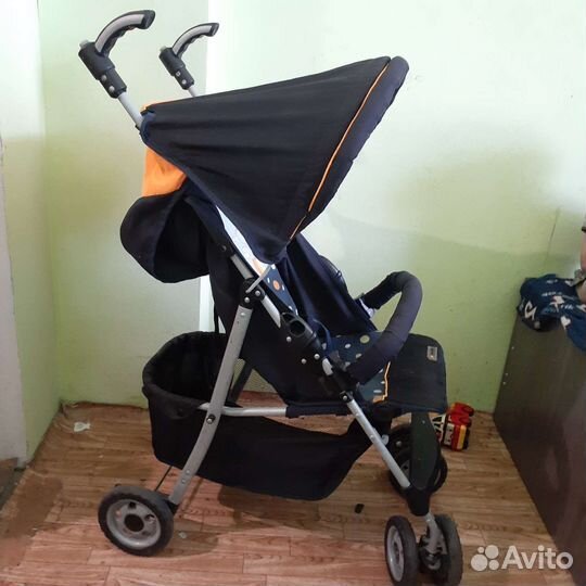 Коляска прогулочная