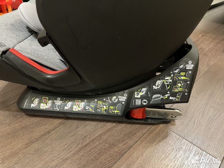 Автокресло детское Britax Romer Advansafix IV