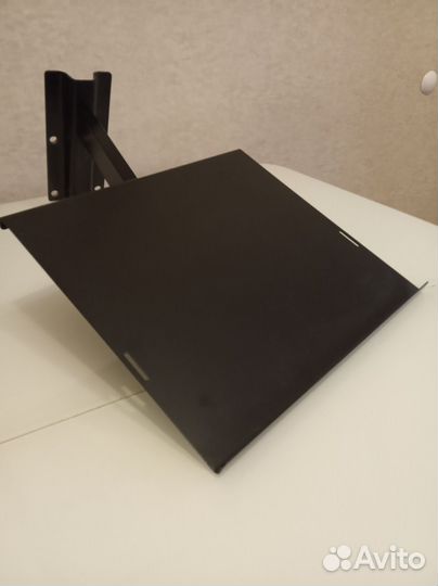 Полка настенная,универсальная,с поворотным столом