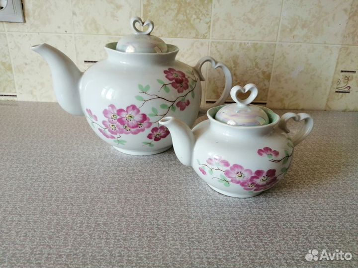 Чайники фарфоровые