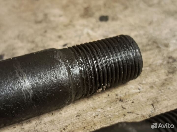 Передняя ось на мотоцикл Урал Днепр