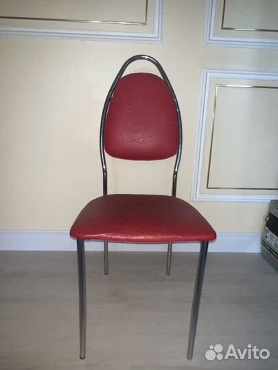 Стул красивый