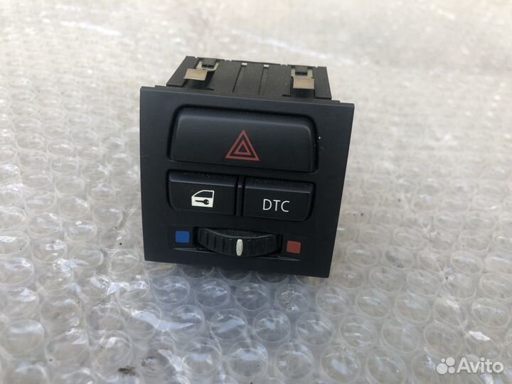 Кнопка аварийки BMW 3 E92N 328xi N51