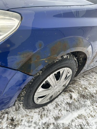 Передние крылья на Opel Astra H