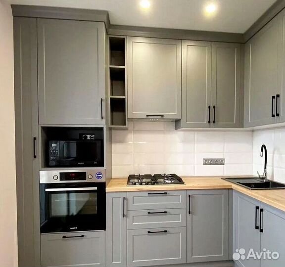 Кухонный гарнитур с бесплатным монтажом