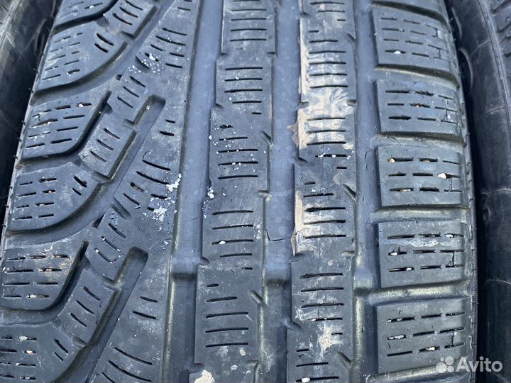 Pirelli Winter Sottozero 210 Serie II 215/60 R17 96H