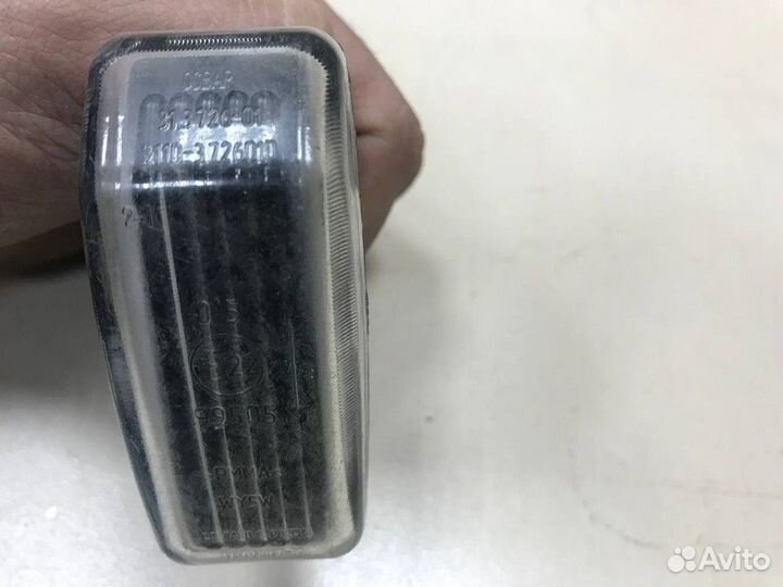 Указатель поворота белый LADA 2110