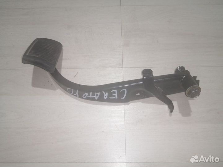 Педаль тормоза Kia Cerato