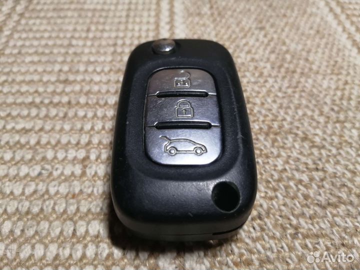 Renault Megane III / Fluence оригинальный чип ключ