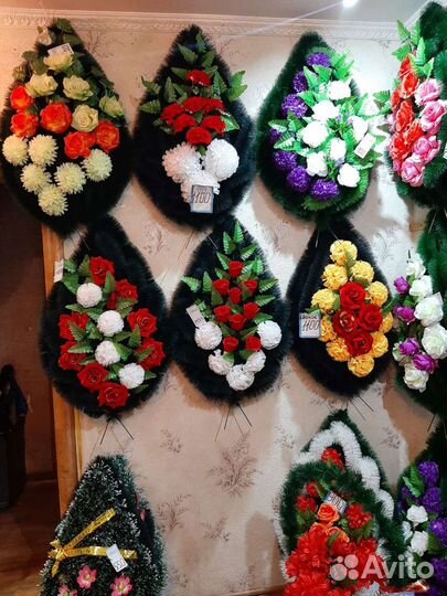 Ритуальные венки, доставка