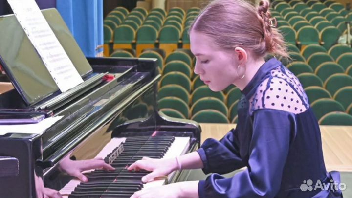 Педагог по фортепиано, музыкальный руководитель