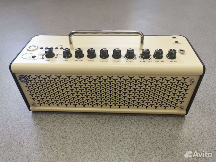 Гитарный комбоусилитель yamaha THR10II