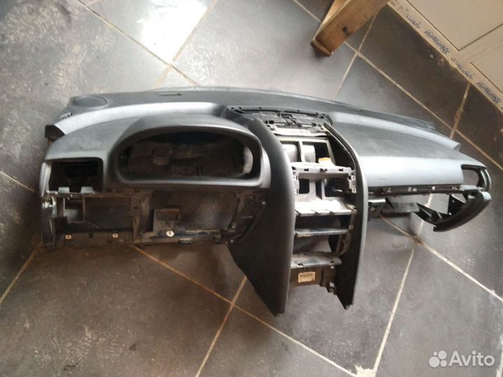 Торпедо Пежо 407, Peugeot 407