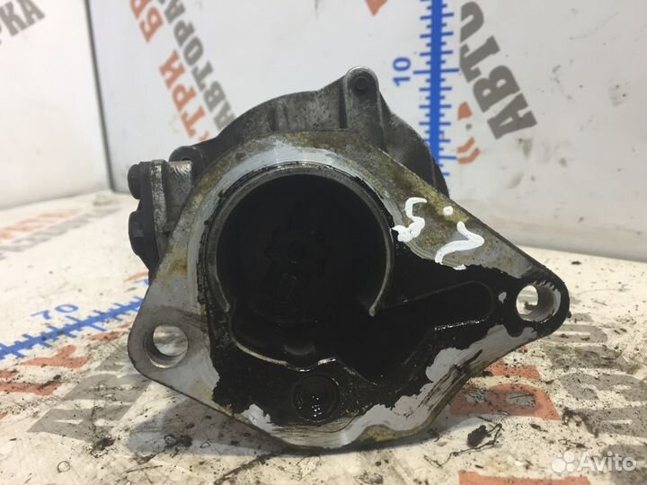 Рено Трафик Вакуумный насос