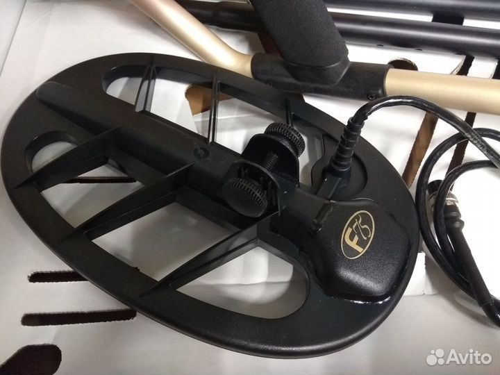 Металлоискатель Fisher F75