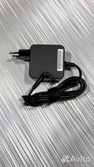 Блок питания Asus 19V 2.37A 3.0x1.1 45W Новый