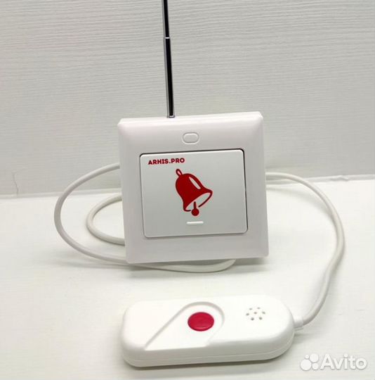 Кнопка вызова персонала с выносной кнопкой в руку