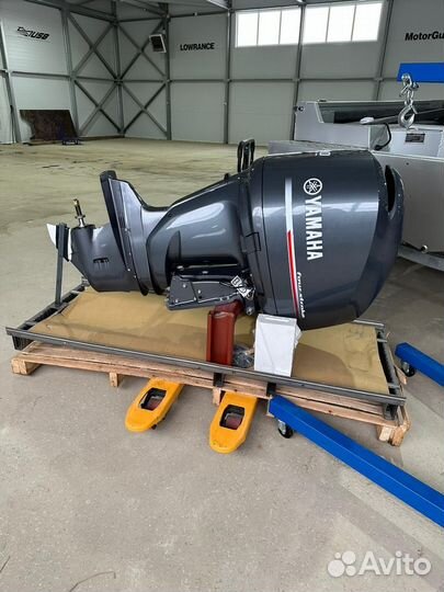 Лодочный мотор yamaha F 200 BET